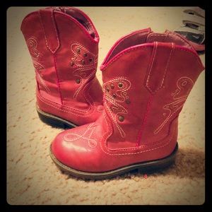 Pink toddler cowgirl boots!